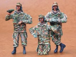 Bundeswehr tankers winter (2 1/2figures)